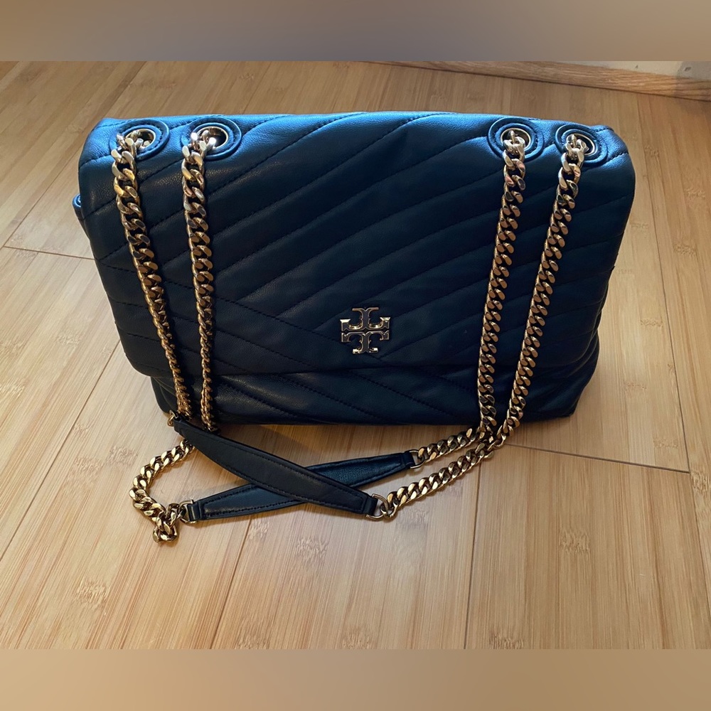 Tory Burch leather purse